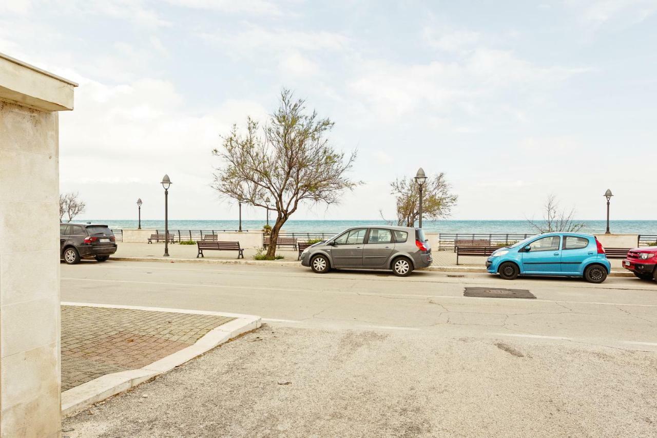 Bari Airport Seaview Apartment מראה חיצוני תמונה